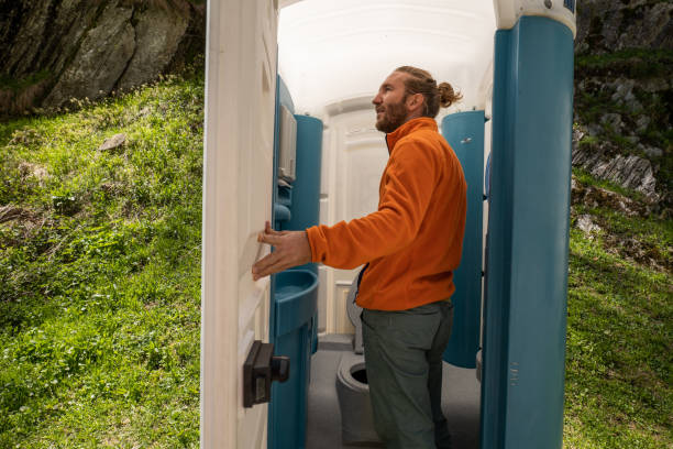 Portable Toilet Options We Offer in New Hackensack, NY